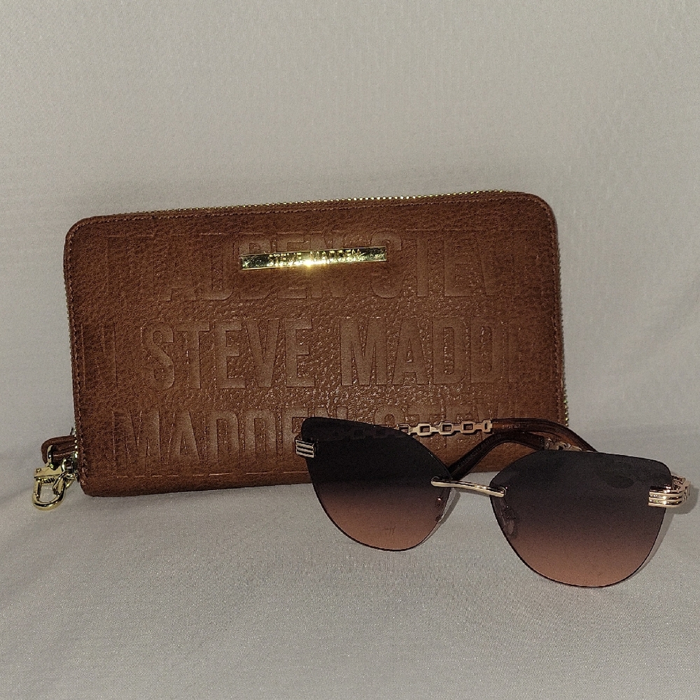Steve Madden Brown Sunglasses with Matching Wallet Set